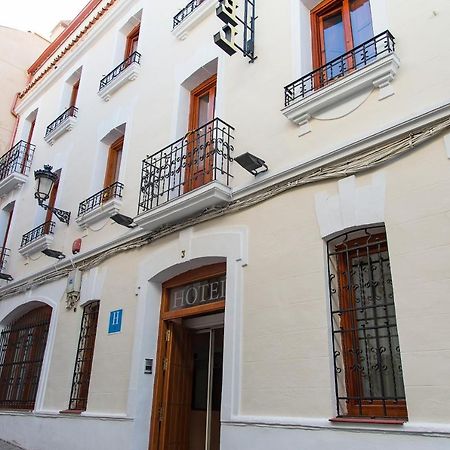 Hotel Castilla Caces Zewnętrze zdjęcie